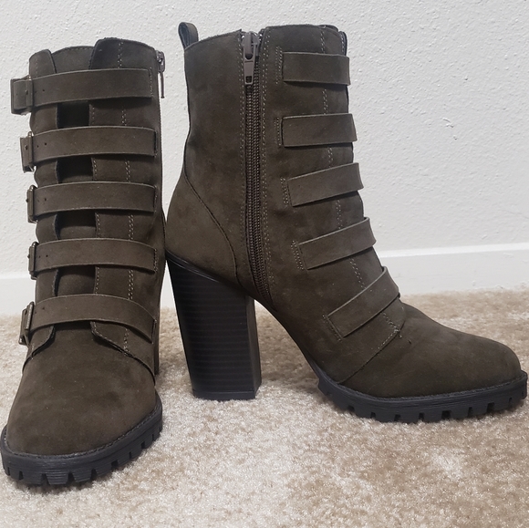 NWT Shoe Dazzle olive green casey boots - Picture 6 of 10